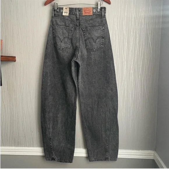 NWT Levi’s Cinch Barrel Jeans Black - Picture 11 of 15